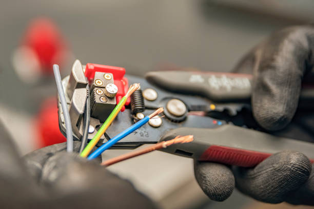 Best Circuit Breaker Repair  in Salem, UT